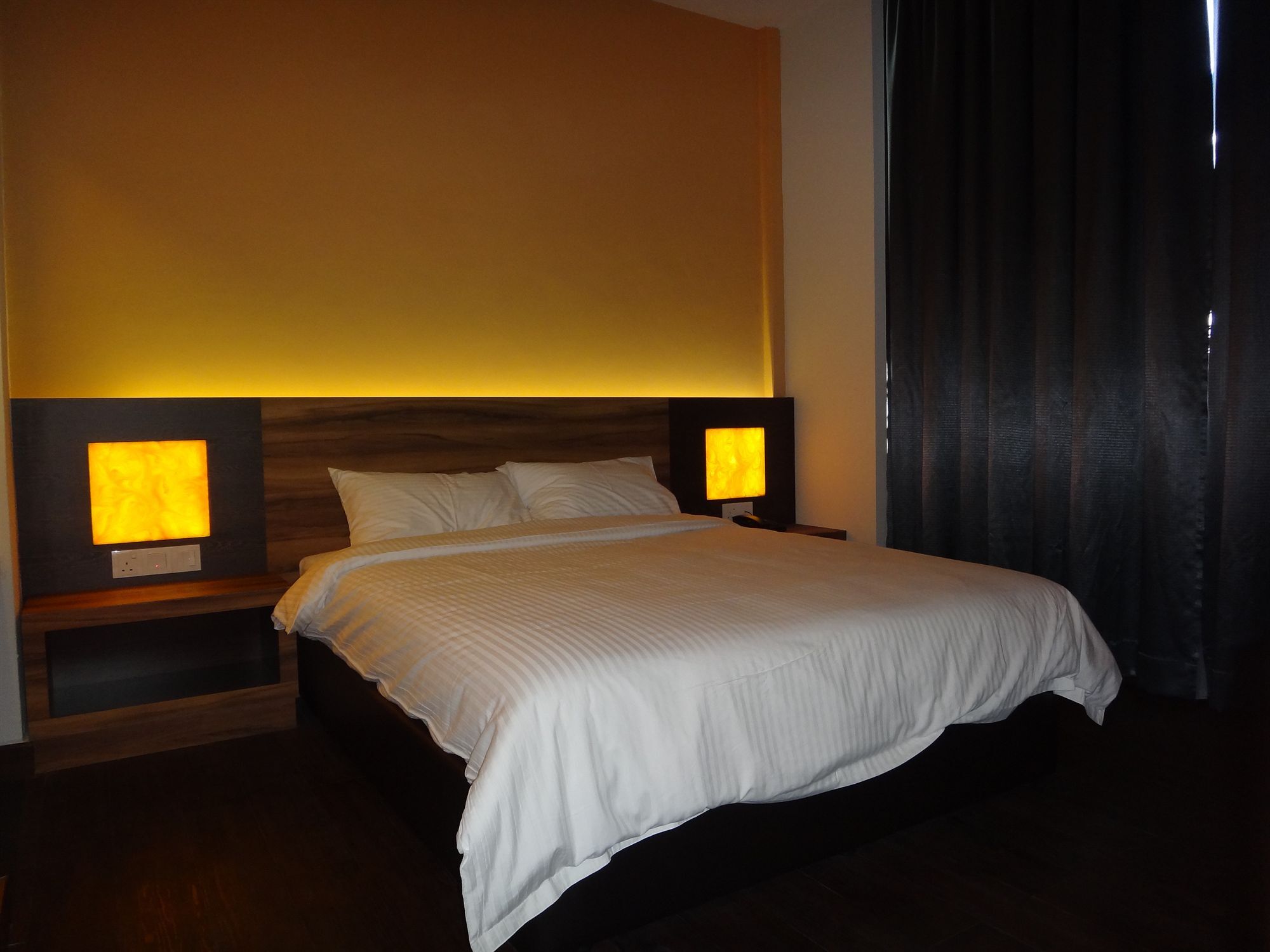 Waterfront Boutique Hotel 포트딕슨 외부 사진